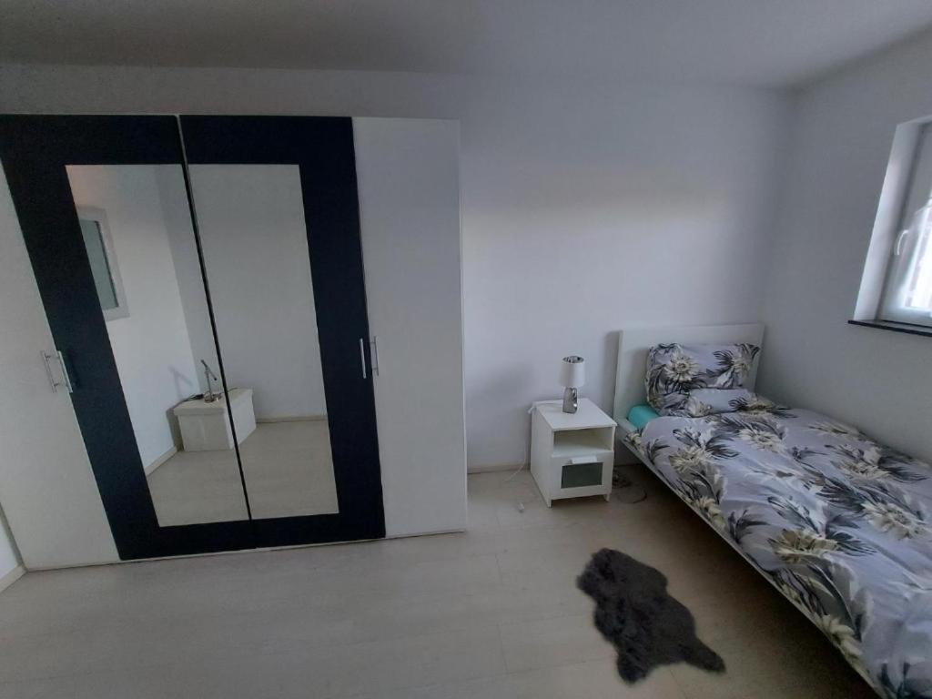 Several Different Rooms, Newly Furnished, In A New House In Vichten Exterior foto