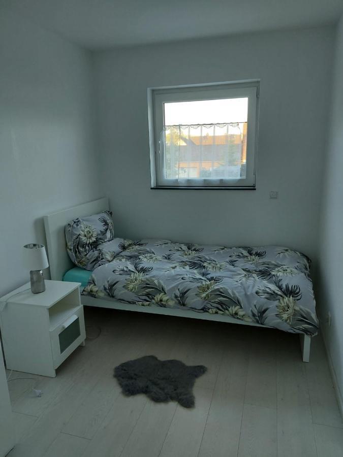 Several Different Rooms, Newly Furnished, In A New House In Vichten Exterior foto